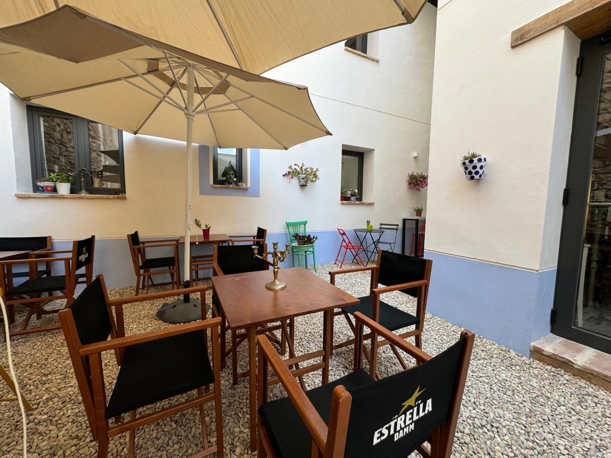 Casa Don Pelayo Boutique Apartments & Cafe 발데로브레스 외부 사진