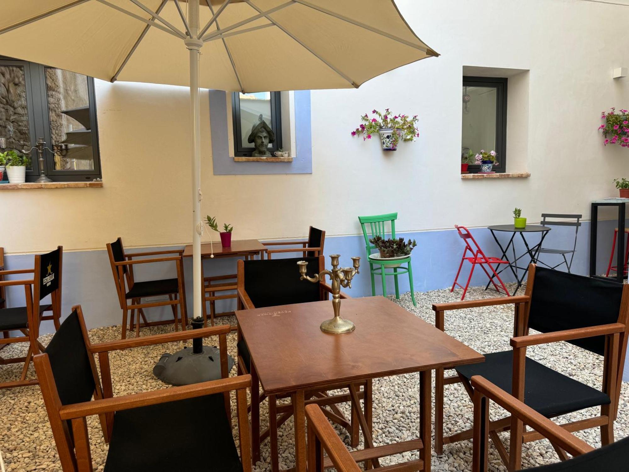 Casa Don Pelayo Boutique Apartments & Cafe 발데로브레스 외부 사진